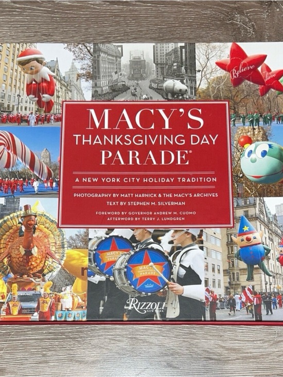 Other - Macys Thanksgiving Day Parade Book